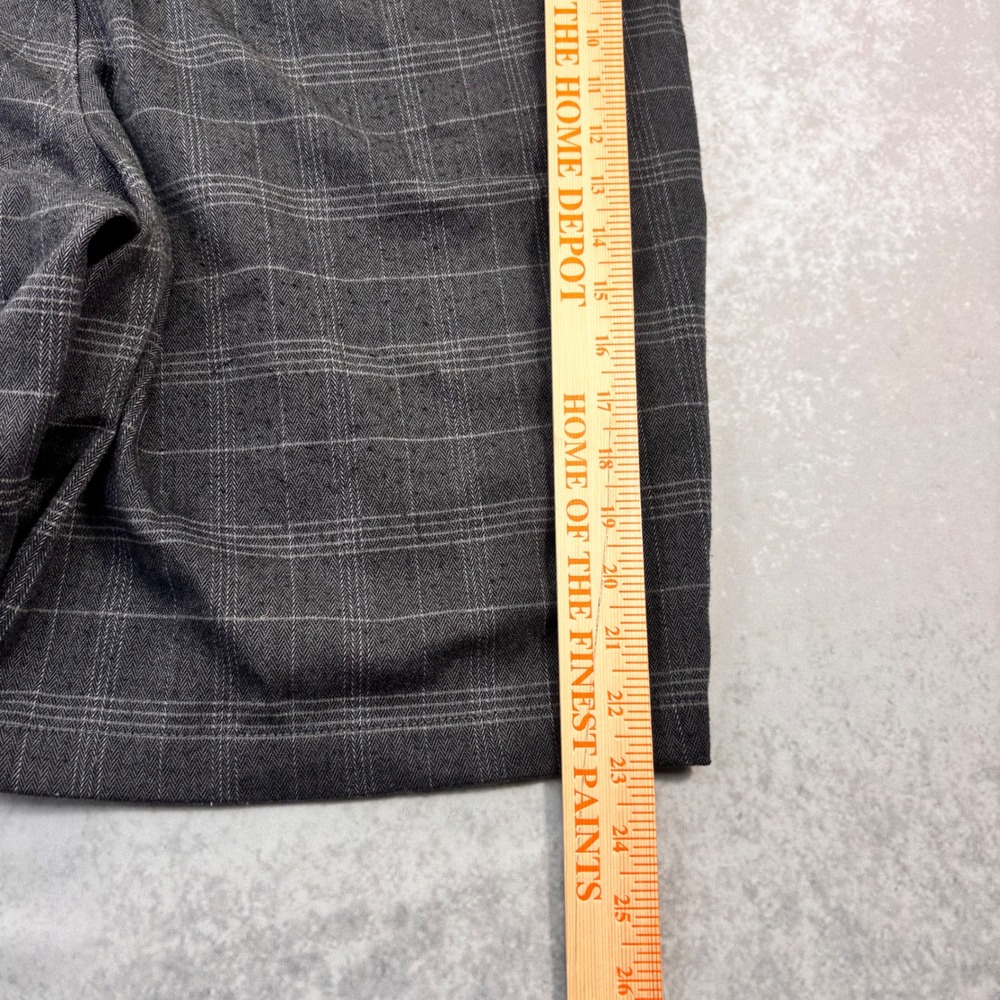 Quiksilver Plaid Long Baggy Shorts Size 38 Y2K Skate Surf Gray Black - Picture 4 of 6